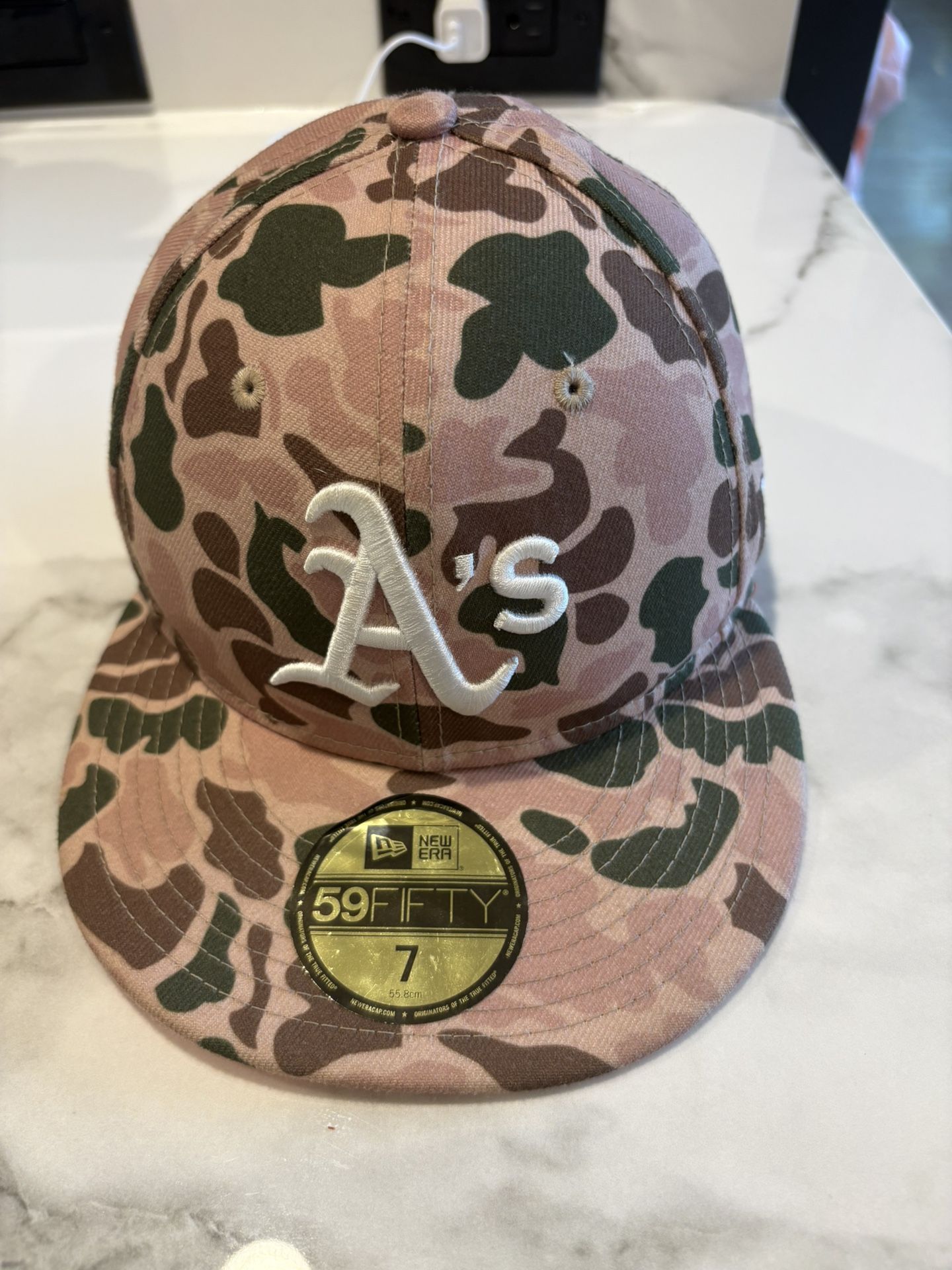 New Era 59FIFTY Oakland A’s Fitted Hat – Camo – Size 7 (55.8cm)