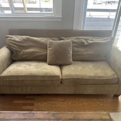 Brown Couch With 2 Pillows