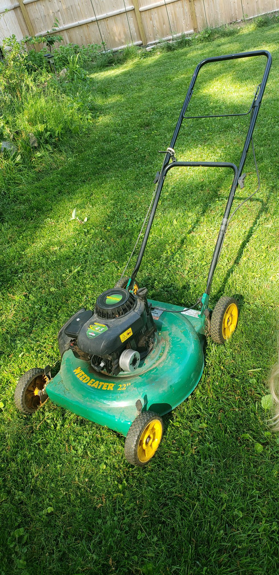 Weed Eater Lawn Mower, 22 inch 4.5 hp