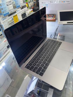 Apple MacBook Pro 8gb 128gb available