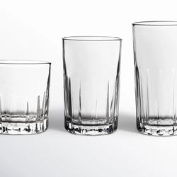 24 Piece Glassware Set 