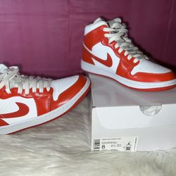 Air Jordan 1 Mid Women’s Red/White