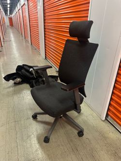 La-Z-Boy Home Office Chair – Moving Sale