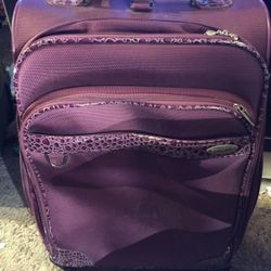 Samsonite check in size luggage