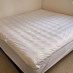 King Mattress (Stearns & Foster Lux Estate) 