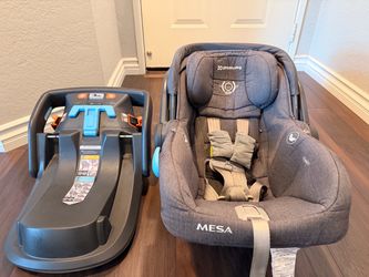 UPPAbaby Mesa Infant Car Seat with Base