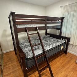 Bunk Bed (Full + Twin) (mattress Not Included) 