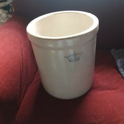 4 Gal. Stone Crock, No Cracks Or Chips. Excellent Condition