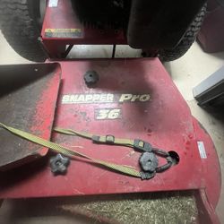 Snapper Walk Behind Heavy Duty Lawnmower 