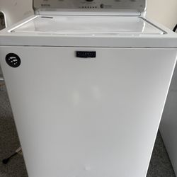 Maytag High Efficiency Electric Washer Dryer Set
