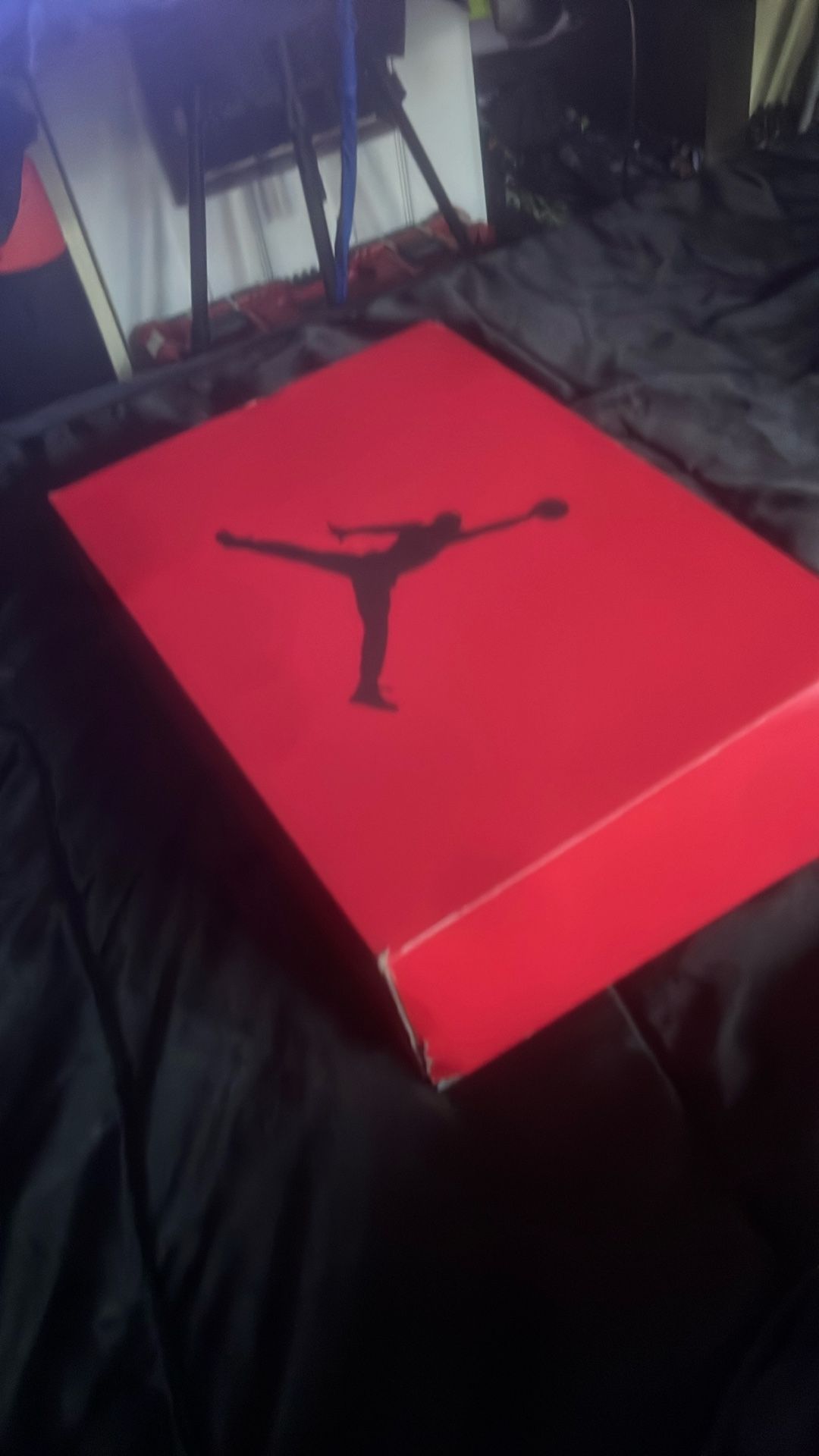 DS Jordan 6 Retro 12/14/22-03/07/23
