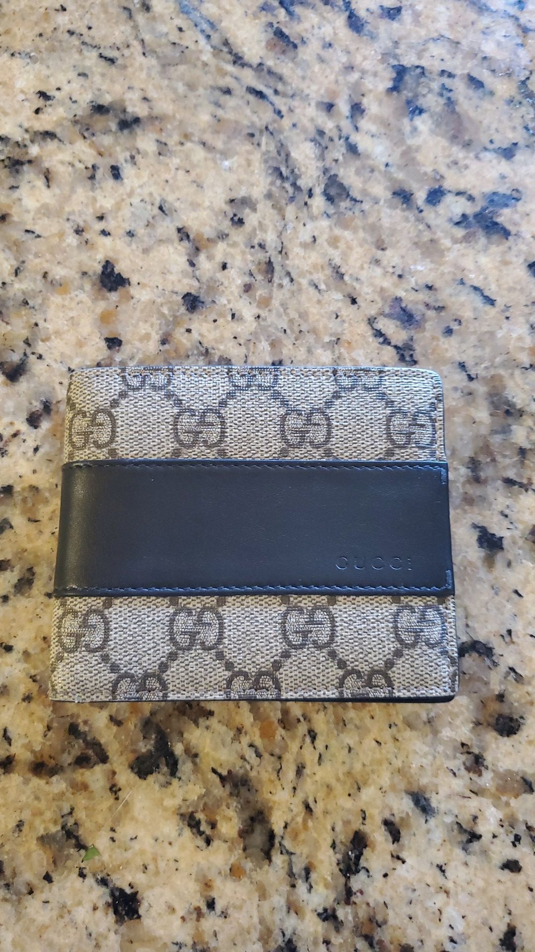 PREMIUM GUCCI WALLET (Best Offer)