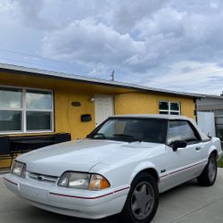 1988 Ford Mustang