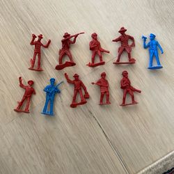 Vintage Plastic Set Of Fireman And Police Action Figures