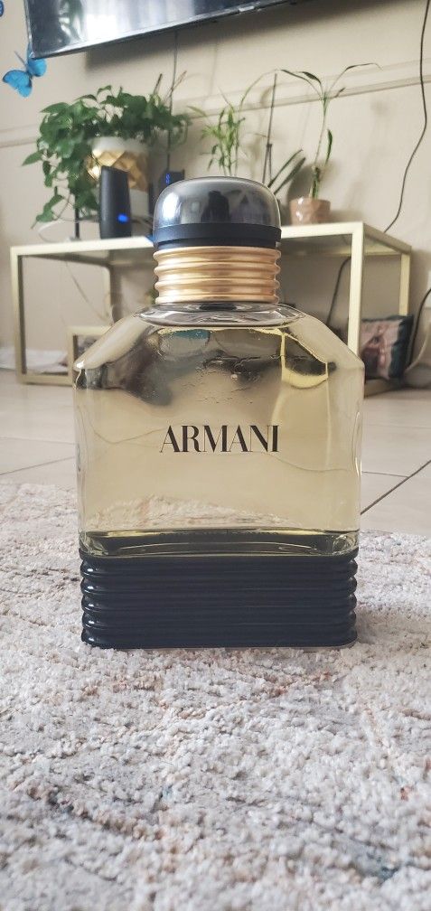 ARMANI COLLECTION BOTTLE.