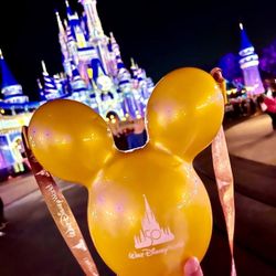 BRAND NEW! Disney World 50th Anniversary Mickey Mouse Gold Balloon Popcorn Bucket  