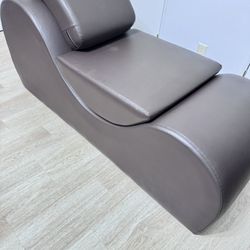 Yoga Collection - Modern stretch faux leather lounger for living room, regular, dark chocolate