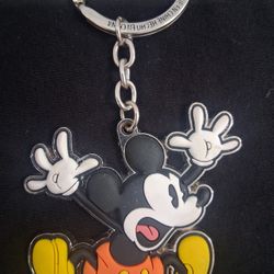VINTAGE 80's Disney Mickey Mouse Keychain, Like New 
