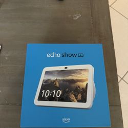 Echo Show 8