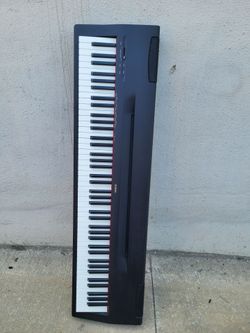 Yamaha keyboard p 60