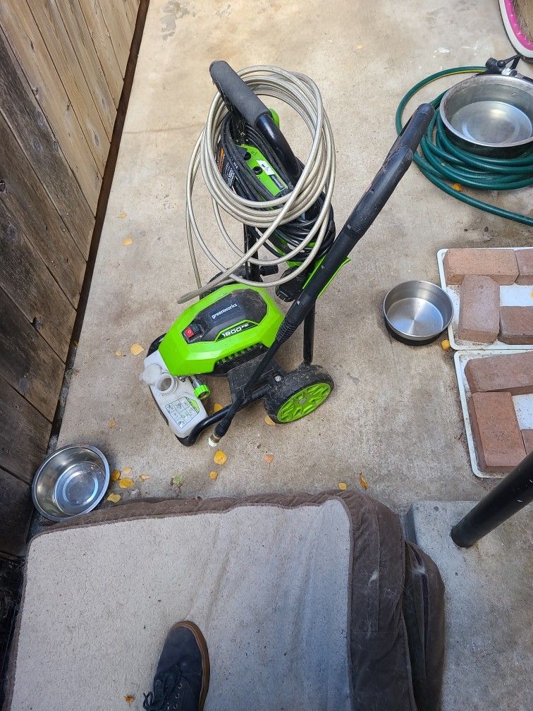 Pressure Washer