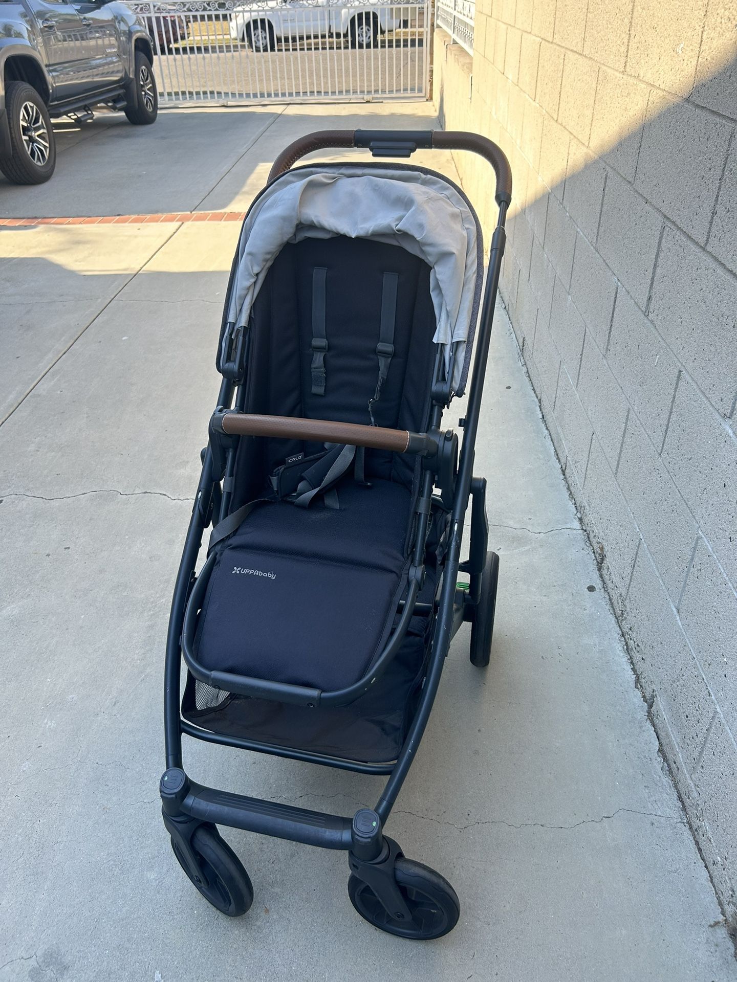 Uppababy Cruz V2