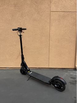 Used Fluid Free Ride Mosquito Foldable Electric Scooter Black with Charger