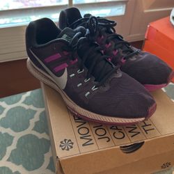 Nike Women Size 11