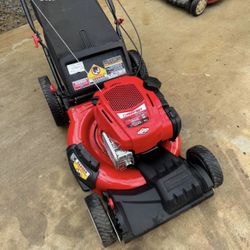 Troy Bilt Lawnmower 