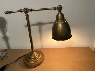 Beautiful student lamp gold heavy with many adjustments