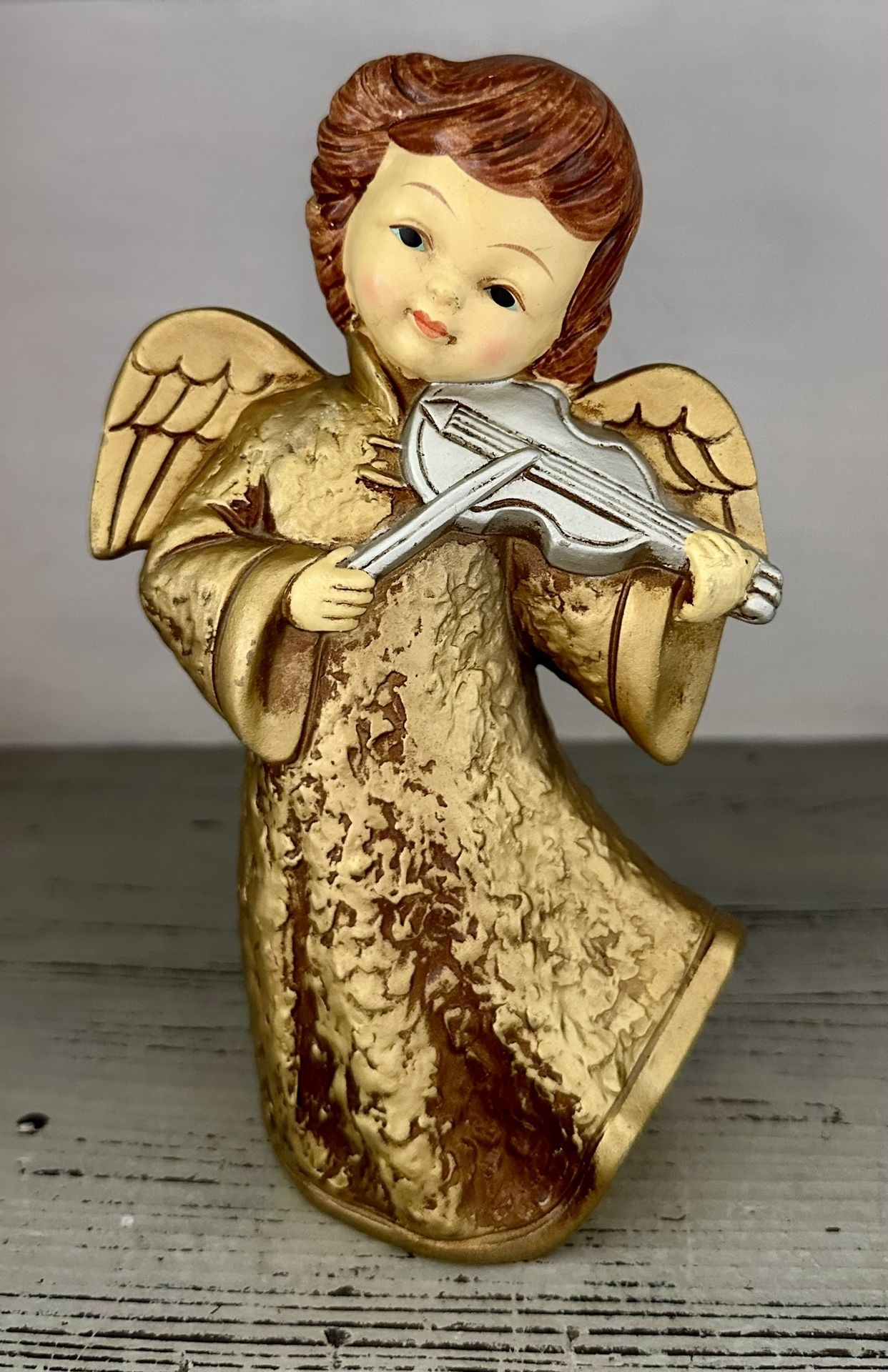 Vintage Homco Mid Century Christmas Gold Angel w/ Violin Figurine 8 1/2”tall.