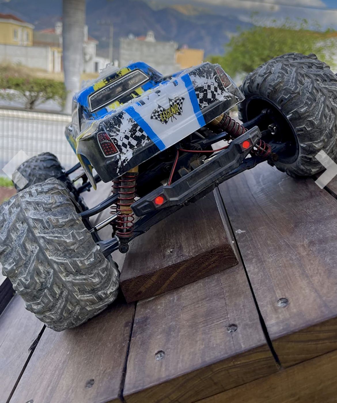 Brand new N Sealed  Very Big LAEGENDARY 1:10 Scale 4x4 Off-Road RC Truck - Hobby Grade Brushed Motor Truck