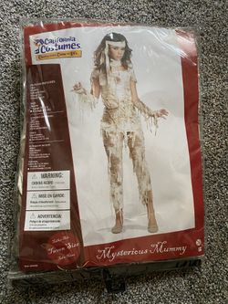 Girl costume