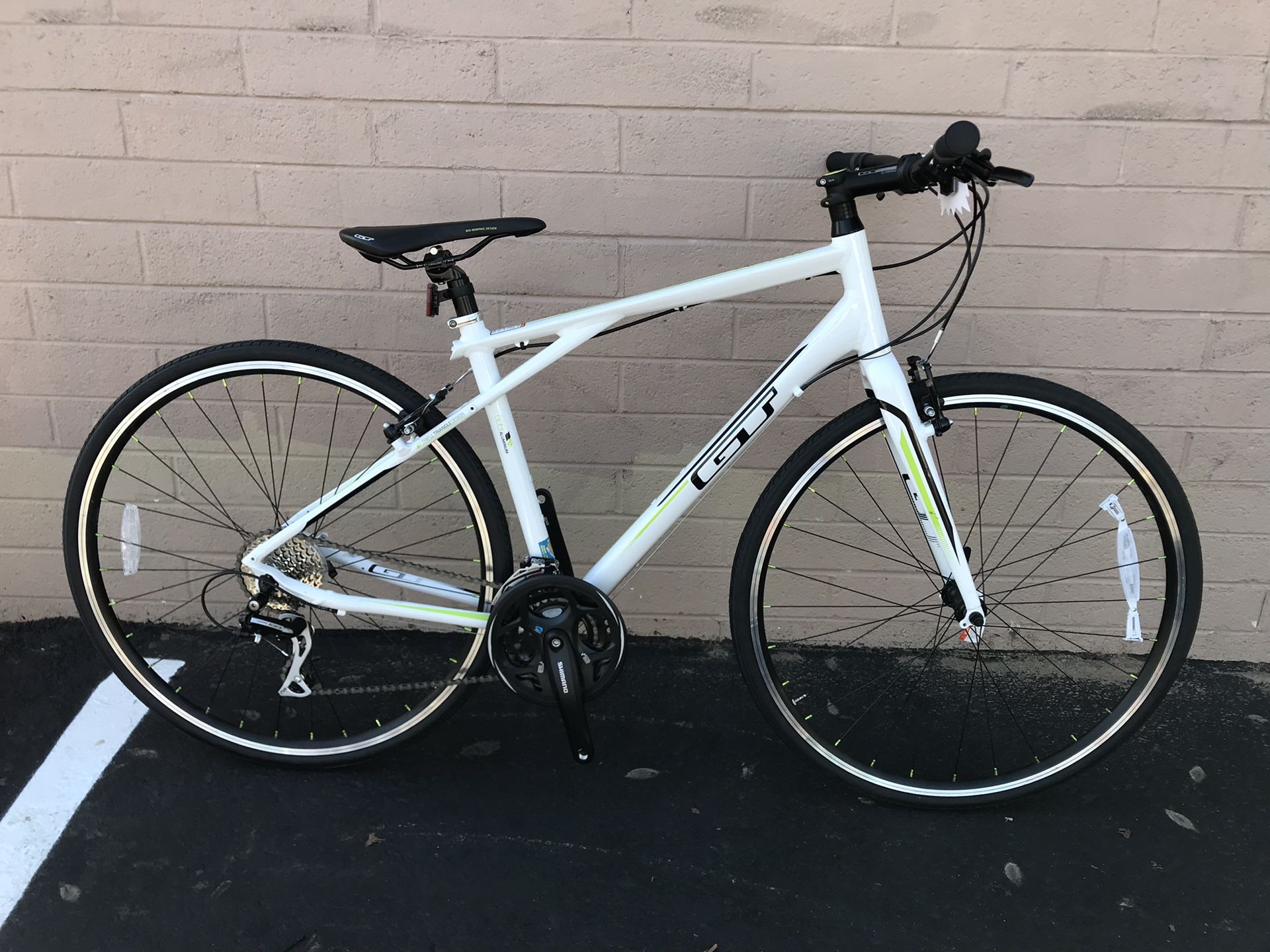 GT Tachyon Comp Hybrid Bike for Sale in Phoenix, AZ OfferUp