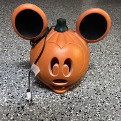Light Up Mickey Mouse Pumpkin for Halloween