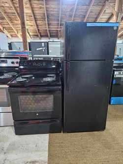 Frigge and stove