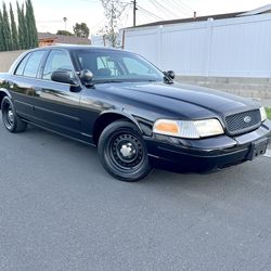 2002 Ford Crown Victoria