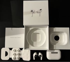 Apple AirPods Pro with MagSafe Wireless Charging Case - White MLWk3AM/A