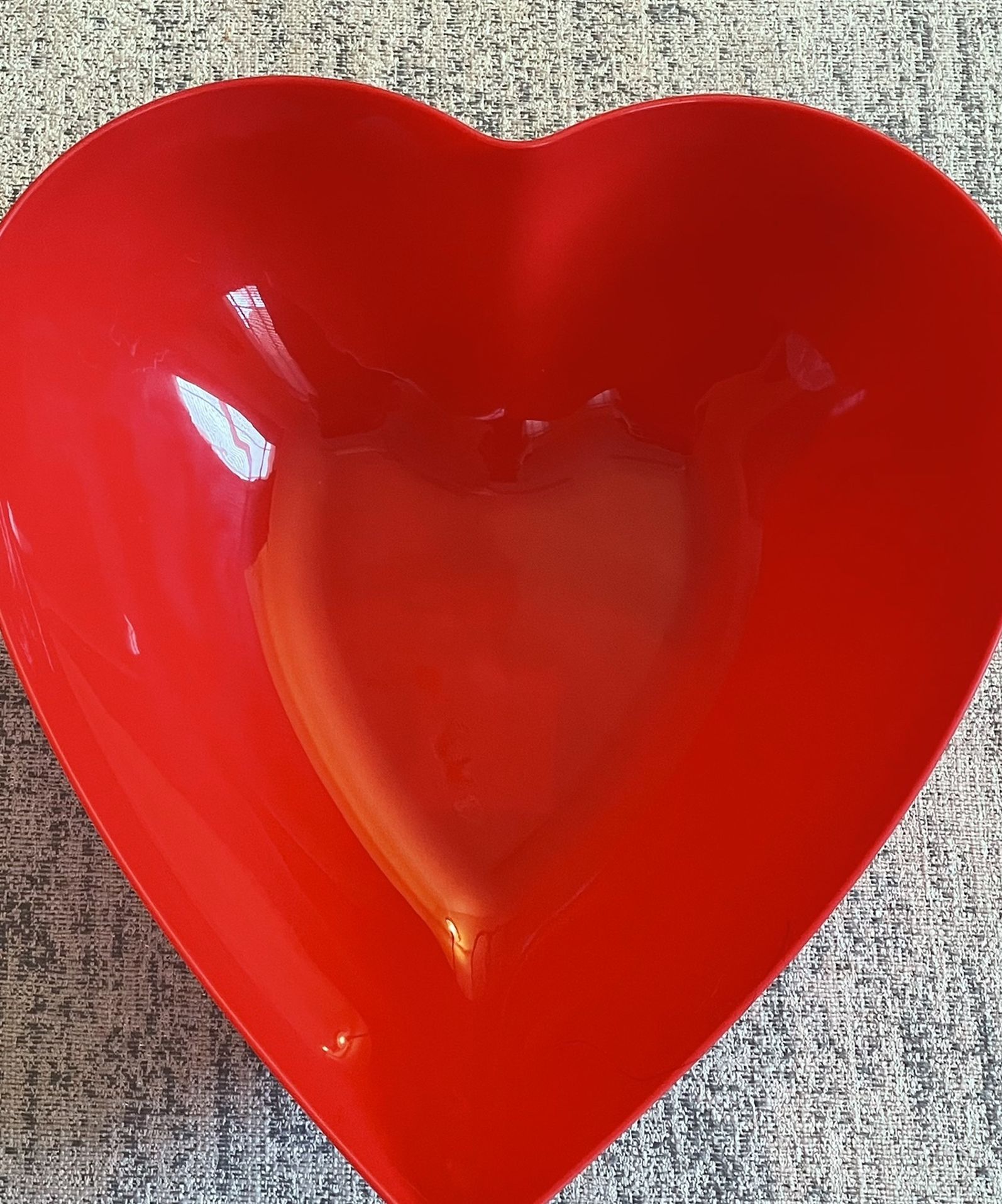 Large Heart Shape Bowl
