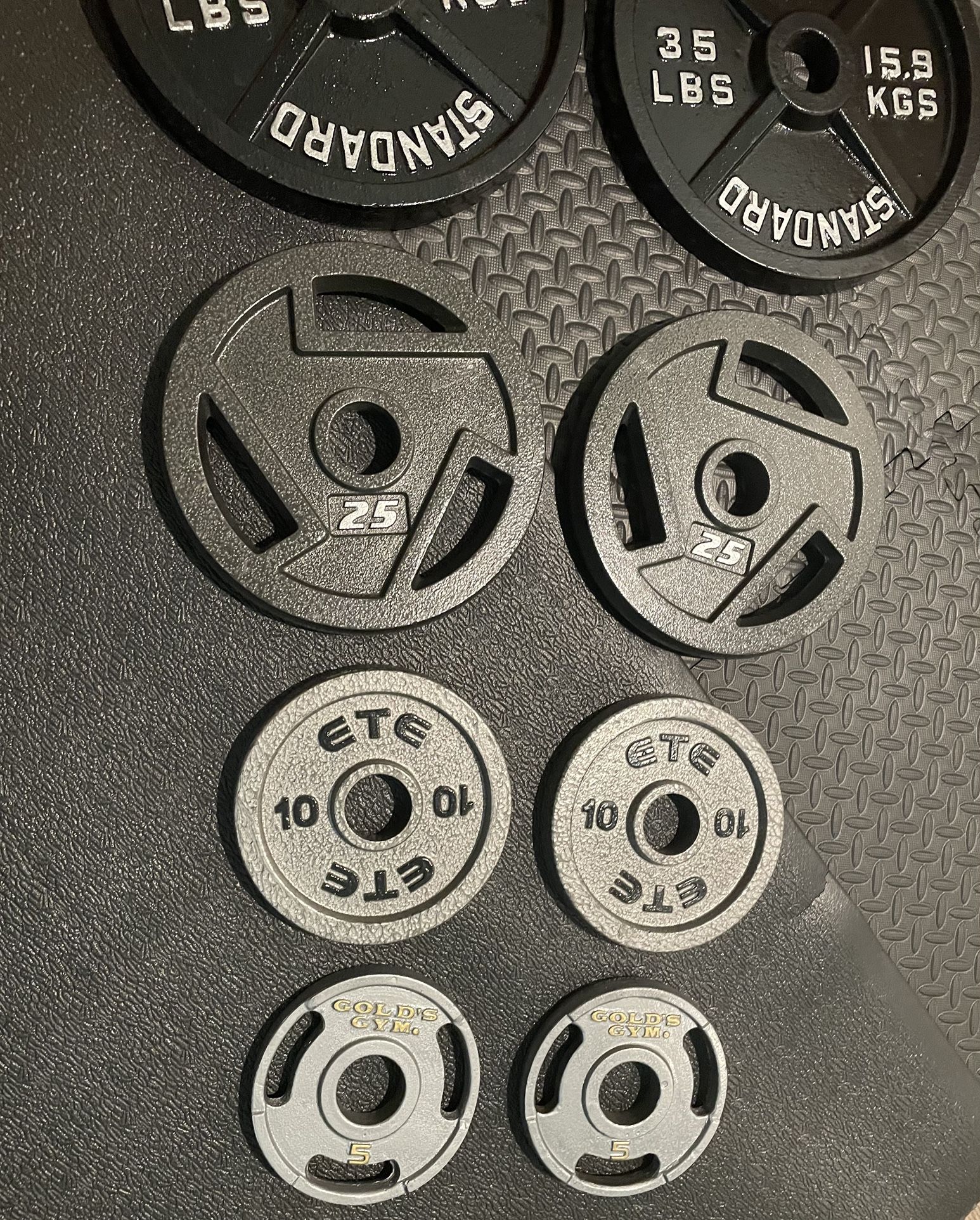 BRAND NEW Olympic Weights Plates Set. Total weight 240#