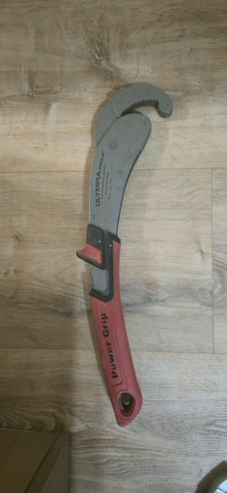 Olympia Power Grip pipe wrench, Husky tools and Stanley hammer with 8m measuring tape.