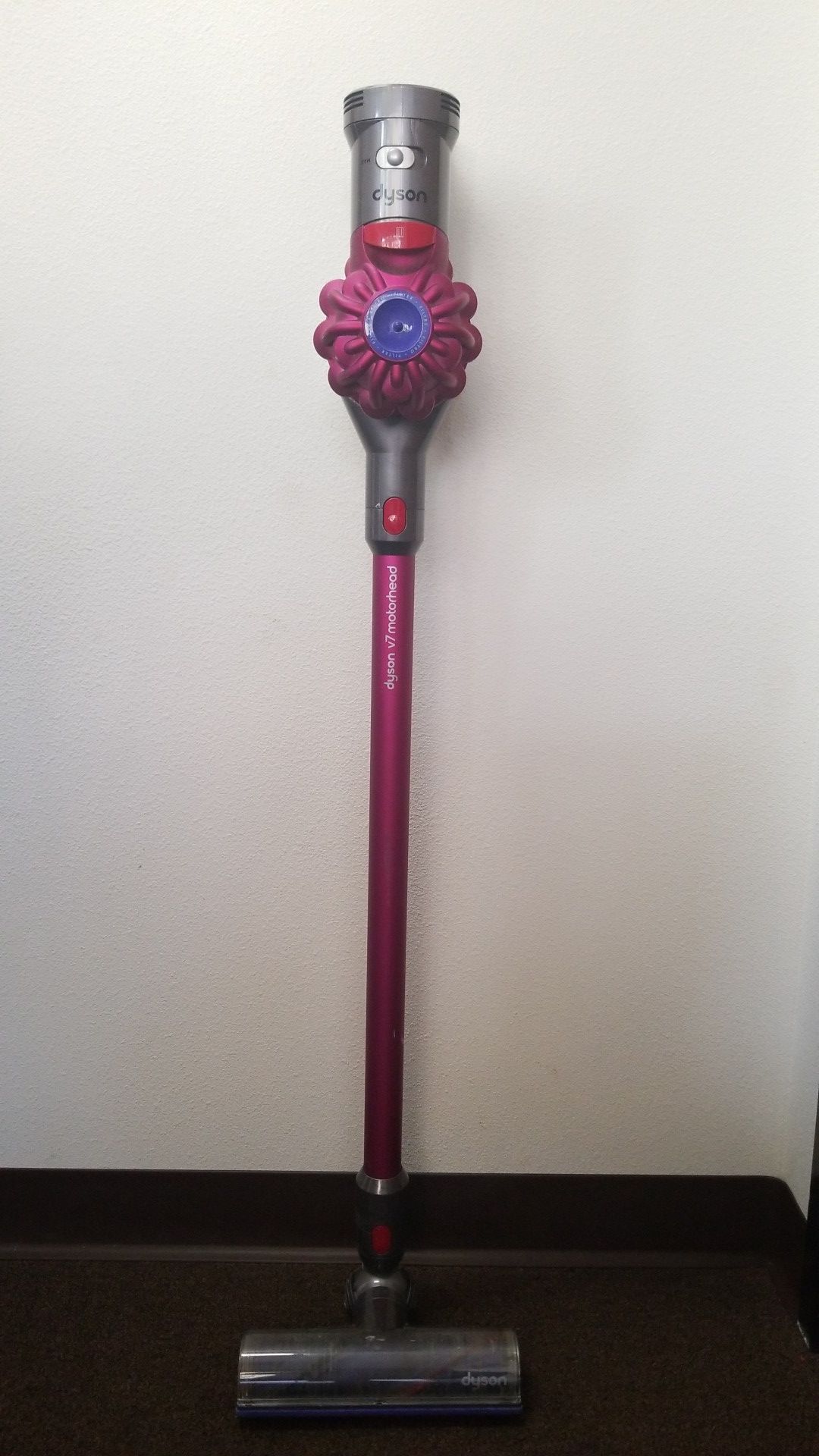 Dyson v7 motorhead