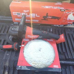 Milwaukee 7 Variable Speed Polisher 