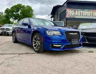 2018 Chrysler 300