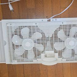 Window fan