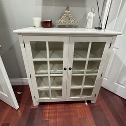 Pottery Barn Bookcase (Closed Back with Doors) 