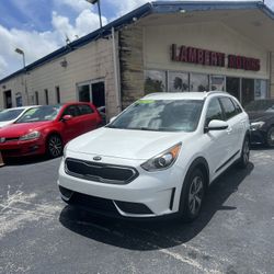 2017 Kia Niro $995 Down 