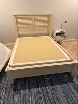 Ethan Allen Full size Bed frame