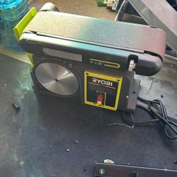 Ryobi Sander 