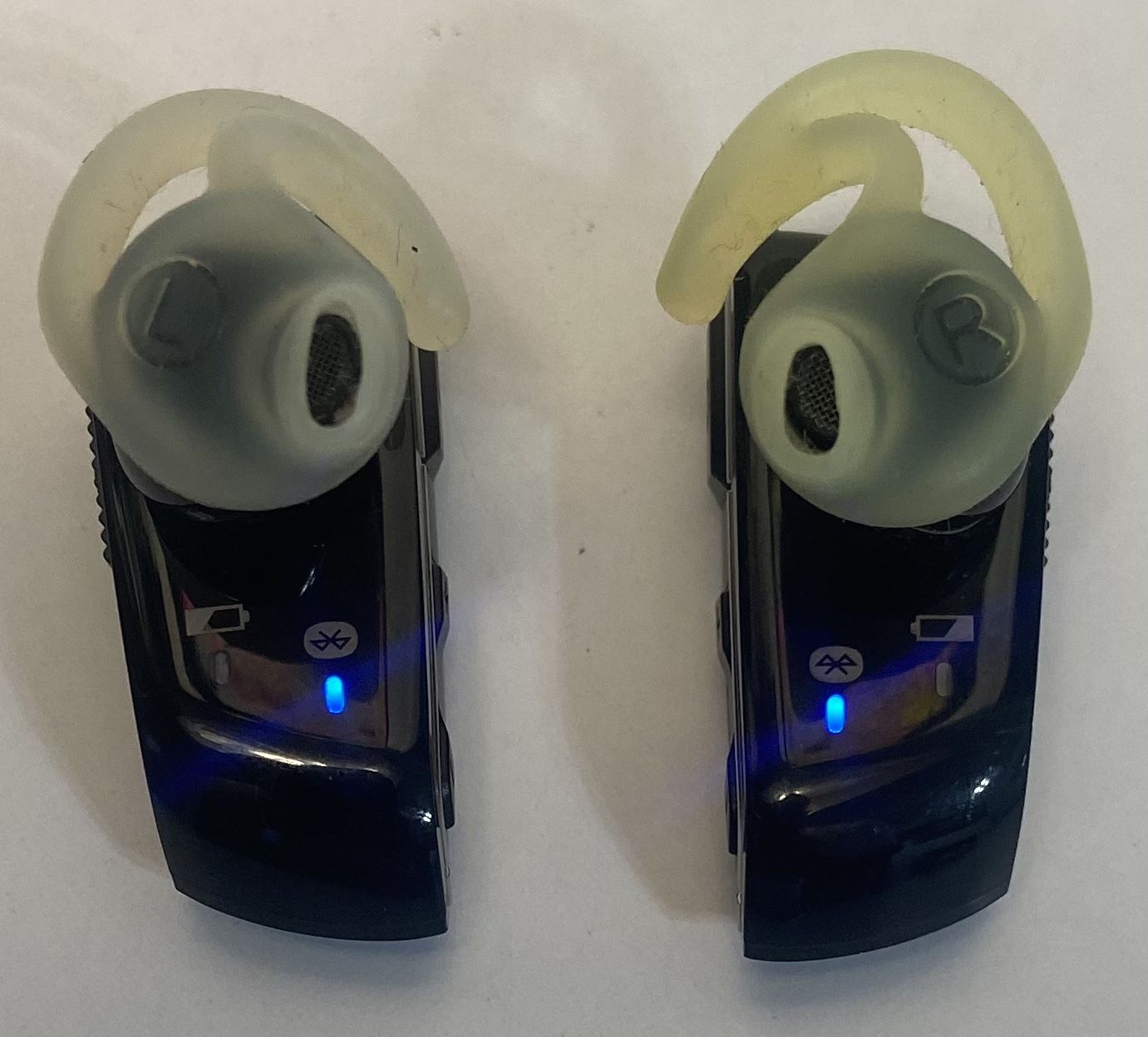 Lot Of 2 Bose Bluetooth Headset Series 2 (missing Batery) —-(#517)